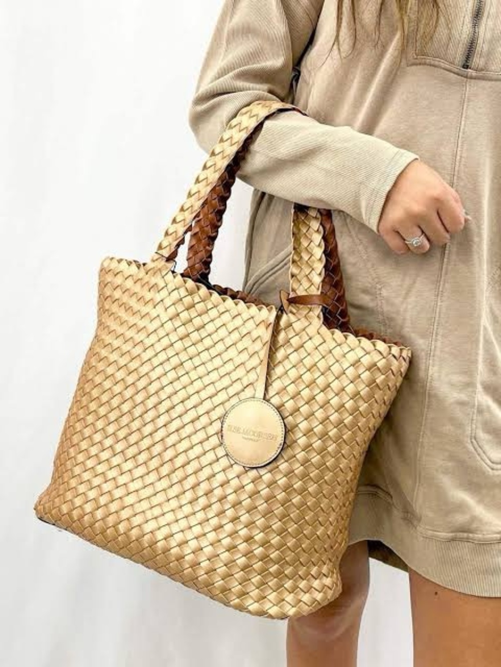 ILSE Jacobsen Woven Tote Bag in Metallic Gold medium